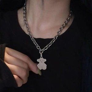 Bear pendant necklace